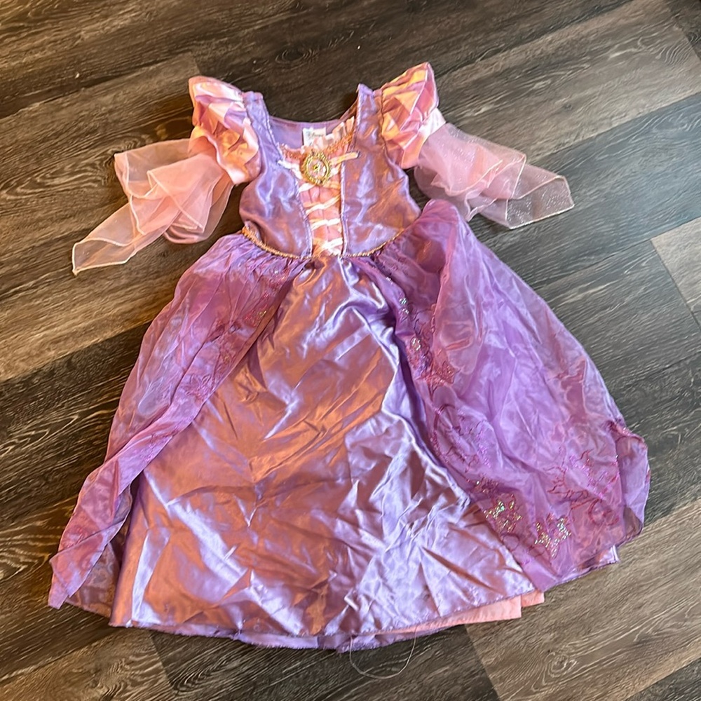 Disney Store RAPUNZEL Costume